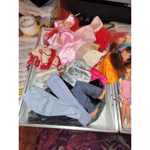 14 Dolls,11" 10" & 8" Vintage Kid Kore Fashion Dolls,Clothes & Fashion Case Lot - Picture 10 of 13
